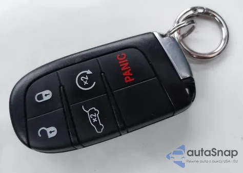 2019 Jeep Grand Cherokee Overland 4X4 from USA, damaged, VIN 1C4RJFCG6KC668032